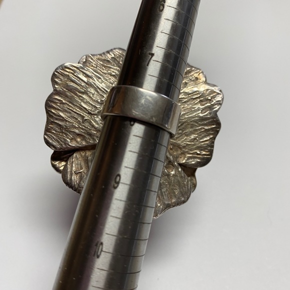 Custom made Boutique Drusy Quartz one of a kind custom ring - Picture 2 of 8